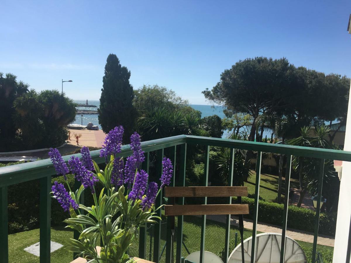 Impresionante Loft En Puerto Banus A Pie De Playa Apartment Marbella Luaran gambar