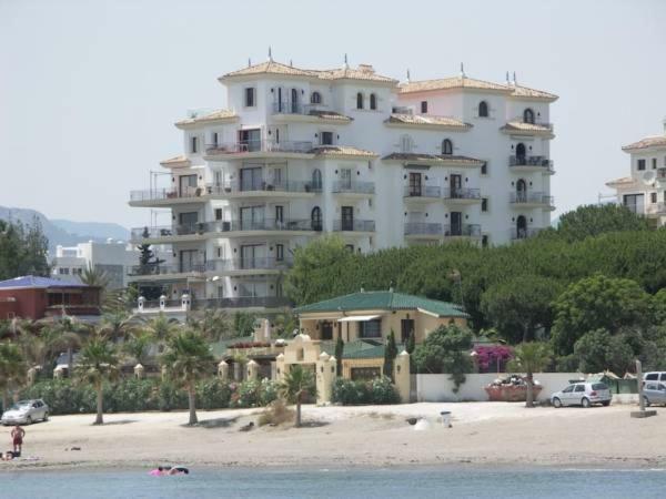 Impresionante Loft En Puerto Banus A Pie De Playa Apartment Marbella Luaran gambar